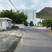 Bán biệt thự đẹp khu Thoại Ngọc Hầu – Nha Trang  256m² – giá 22 tỷ TL